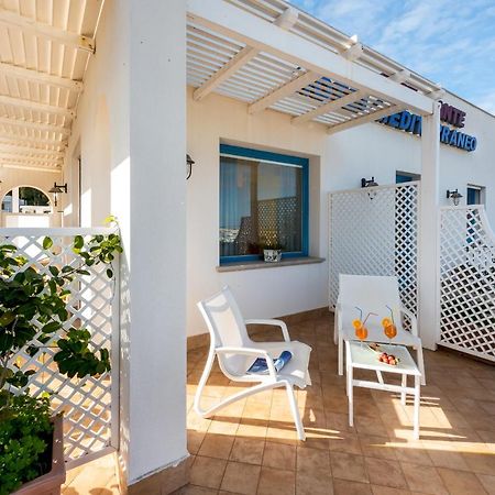 Hotel Ristorante Mediterraneo Faro Сан-Вито-Ло-Капо Экстерьер фото