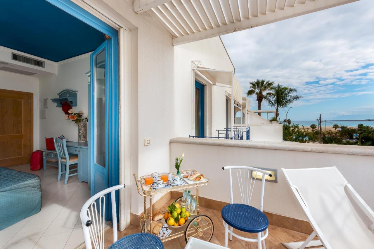 Hotel Ristorante Mediterraneo Faro Сан-Вито-Ло-Капо Экстерьер фото