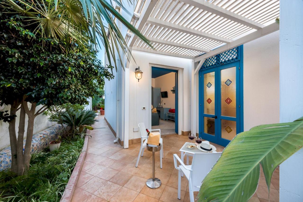 Hotel Ristorante Mediterraneo Faro Сан-Вито-Ло-Капо Экстерьер фото