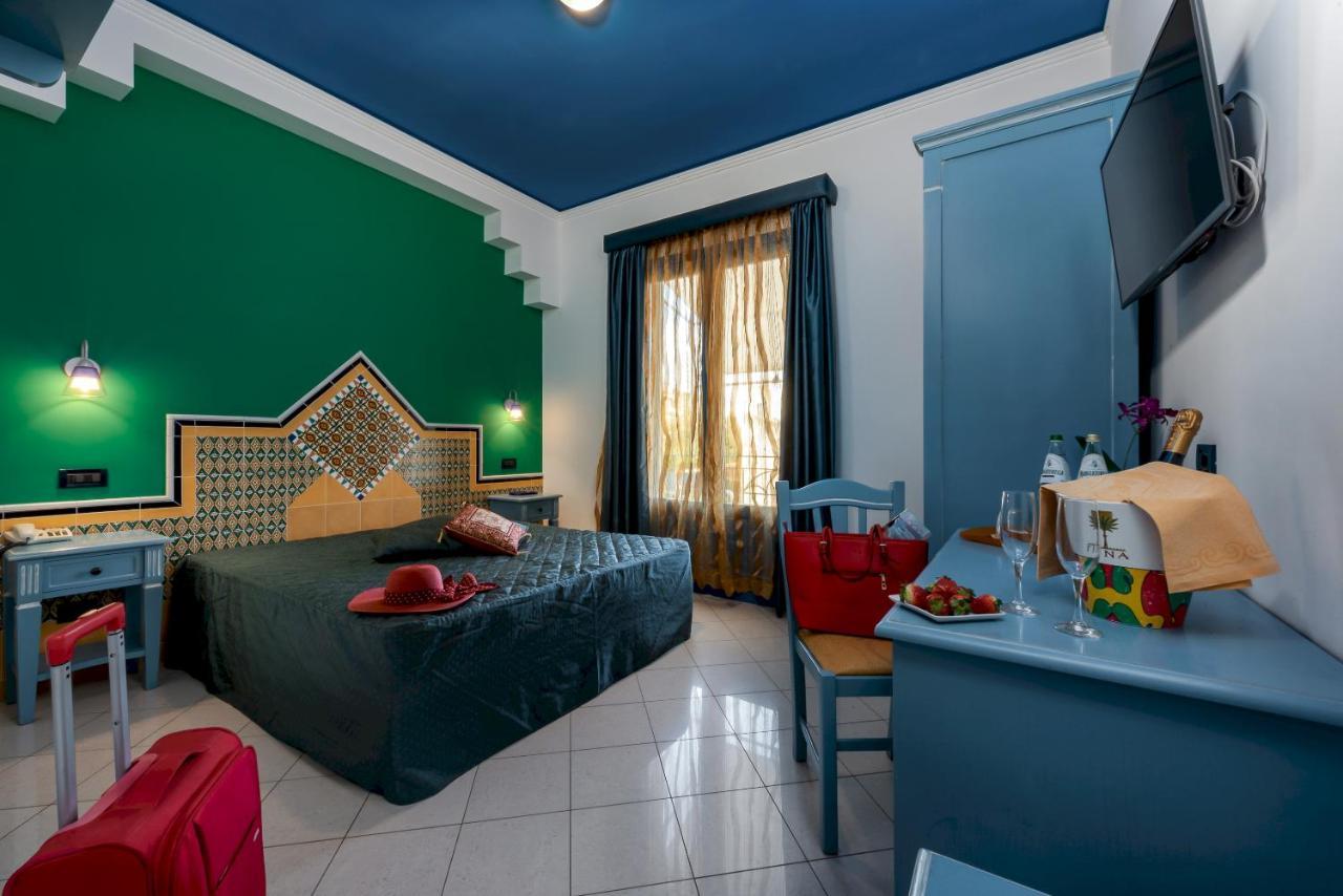 Hotel Ristorante Mediterraneo Faro Сан-Вито-Ло-Капо Экстерьер фото