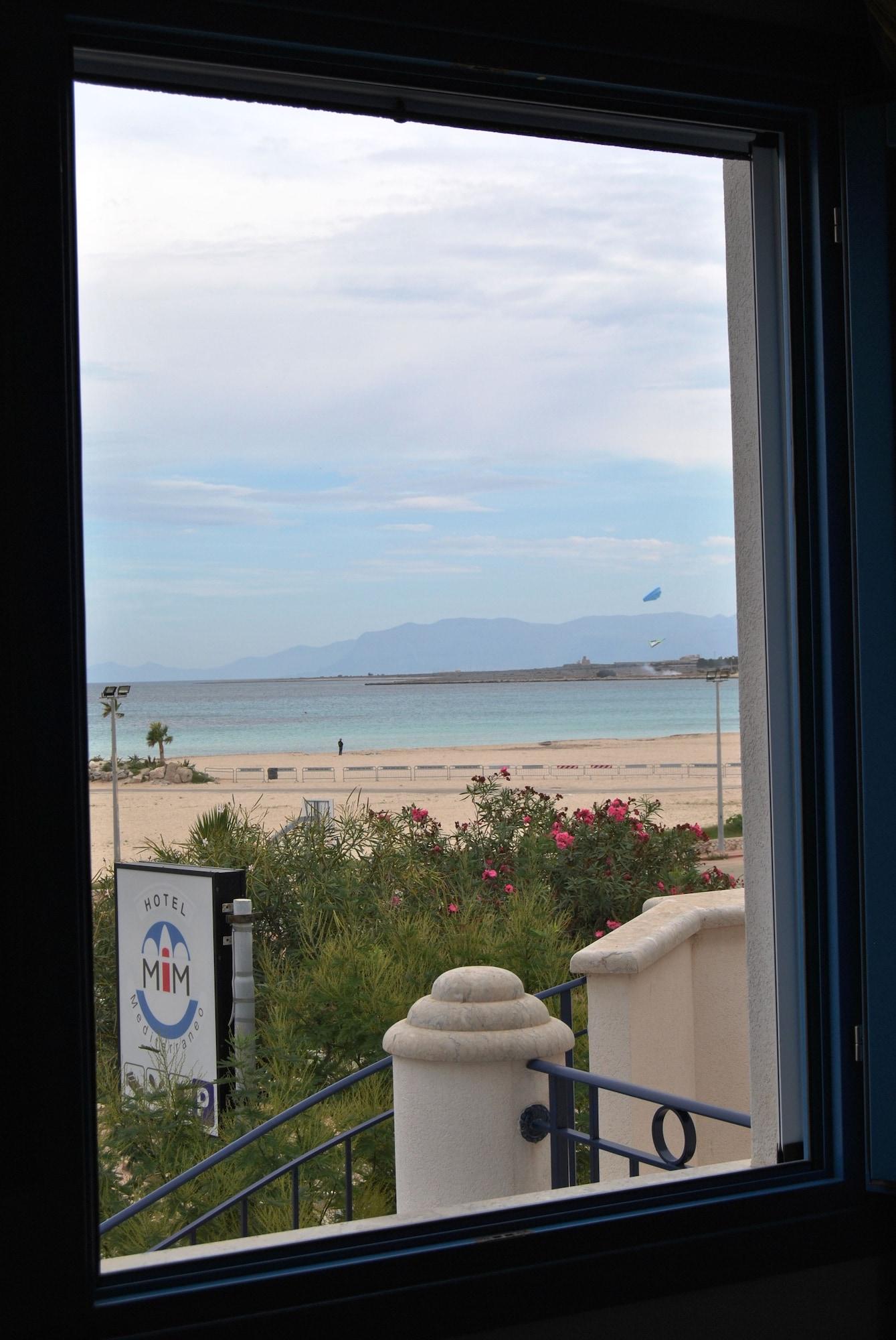 Hotel Ristorante Mediterraneo Faro Сан-Вито-Ло-Капо Экстерьер фото